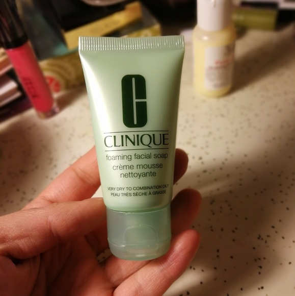 clinique mousse face wash